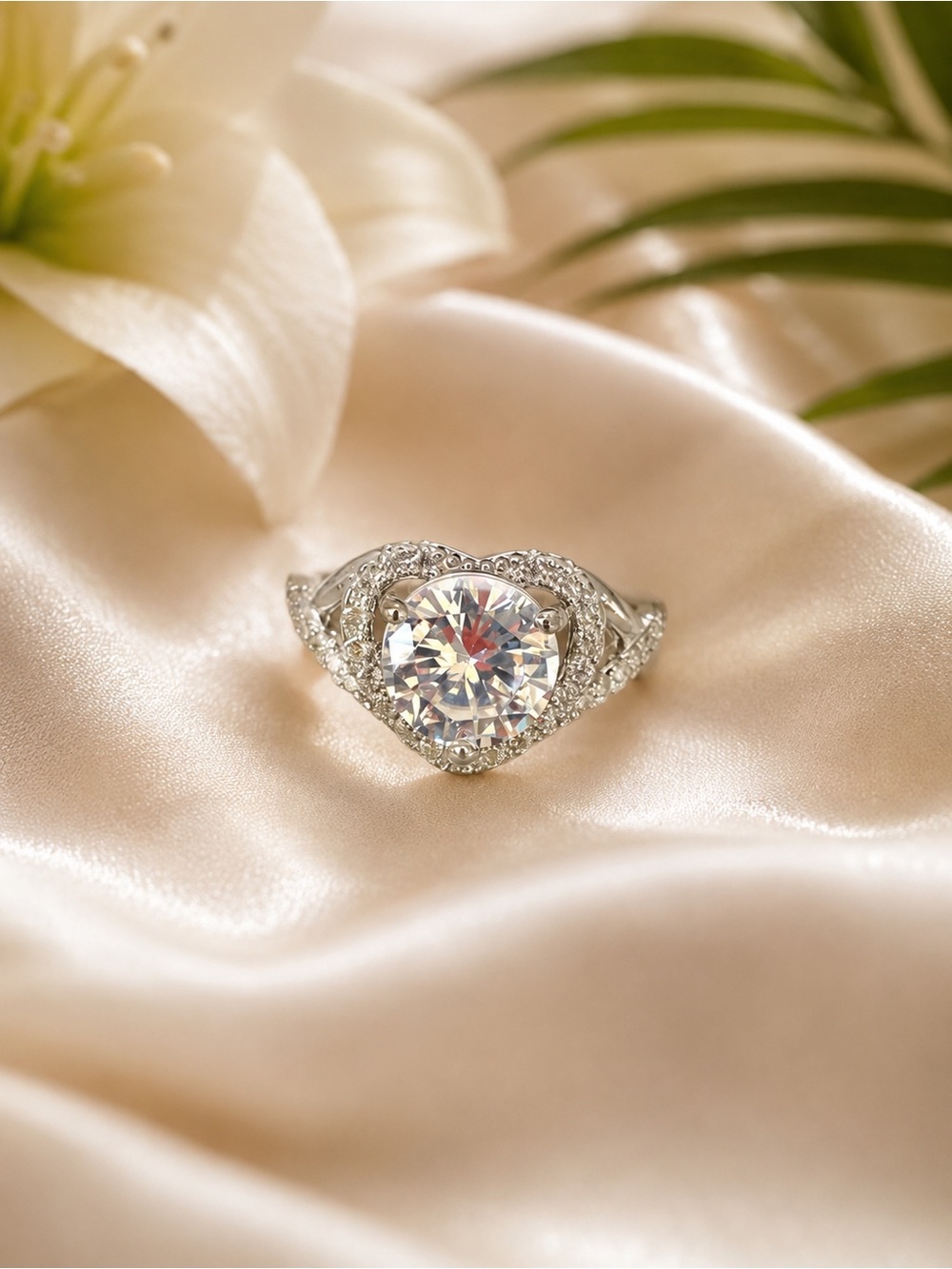 🇨🇦Canada Day Blowout Sale! Sparkling Halo Solitaire Ring in Silver Tone